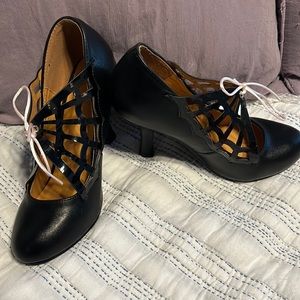 Royal monk spider web black high heels size 37